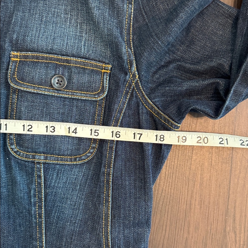 TALBOTS WOMENS DENIM JEAN JACKET SIZE 6 TAPERED FITTED COLLARLESS BUTTON BLUE - Picture 9 of 12